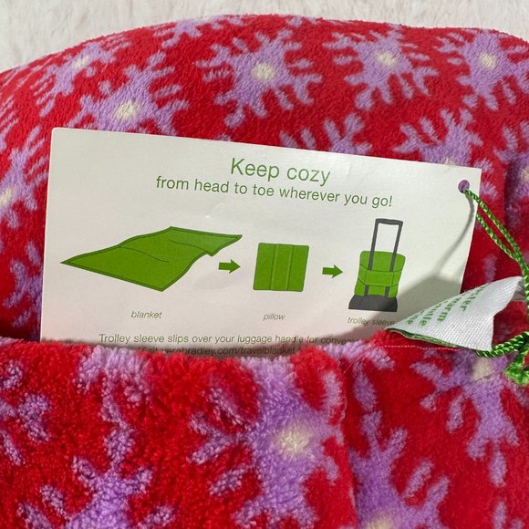 NWT Vera Bradley Petite Paradise Red Fleece Travel Blanket 60" X 45" Carry-On - Picture 8 of 9